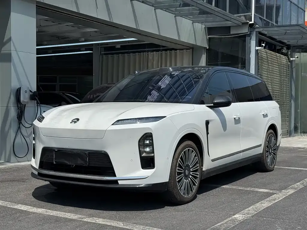 2026 Nio ES8 6-seat Executive Luxury