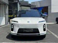 2026 Nio ES8 6-seat Executive Luxury, белый — фото 3