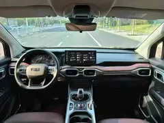 2022 Geely Okavango 1.8TD DCT Flagship 7-seat, чёрный — фото 4