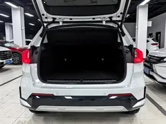 2023 BMW X1, белый — фото 21