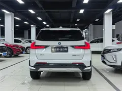 2023 BMW X1, белый — фото 24