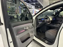 2026 Nio ES8 6-seat Executive Luxury, белый — фото 6