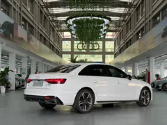 2022 Audi A4L 40 TFSI Luxury Sport, белый — фото 3