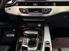 2022 Audi A4L 40 TFSI Luxury Sport, белый — фото 10