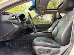 2023 Toyota Camry 2.0G Luxury, белый — фото 10