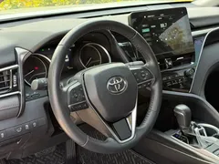 2023 Toyota Camry 2.0G Luxury, белый — фото 12