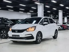 2022 Honda Fit 1.5L CVT Sunroof, белый — фото 1