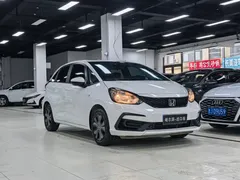 2022 Honda Fit 1.5L CVT Sunroof, белый — фото 3