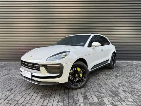 2022 Porsche Macan 2.0T