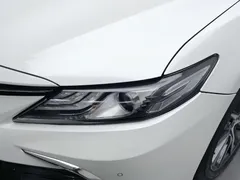 2021 Toyota Camry 2.5G Luxury, белый — фото 7