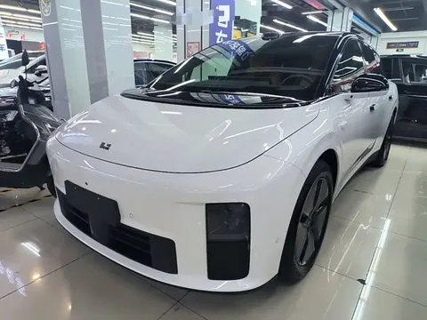 2025 Li Auto i6 2WD Standard