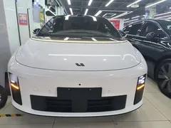 2025 Li Auto i6 2WD Standard, белый — фото 3