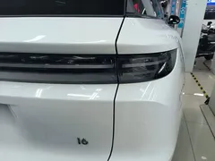 2025 Li Auto i6 2WD Standard, белый — фото 8