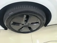 2025 Li Auto i6 2WD Standard, белый — фото 23