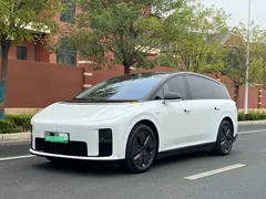2025 Li Auto i8 Standard, белый — фото 1