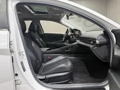 2021 Hyundai Elantra 1.5L CVT GLX Elite, белый — фото 11