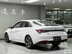 2021 Hyundai Elantra 1.5L CVT GLX Elite, белый — фото 16
