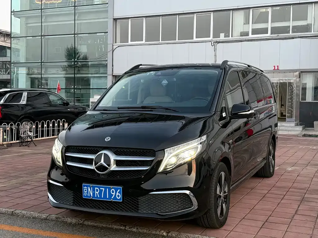 2021 Mercedes-Benz V-Class V 260 Premium