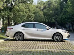 2021 Toyota Camry Hybrid 2.5HG Luxury — фото 5