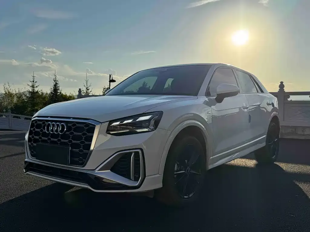 2022 Audi Q2L 35 TFSI Fashion Sport