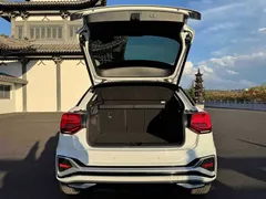 2022 Audi Q2L 35 TFSI Fashion Sport, белый — фото 19