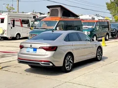 2023 Volkswagen Sagitar 300TSI DSG — фото 4
