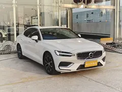 2021 Volvo S60 T4 Luxury, белый — фото 3