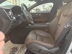 2021 Volvo S60 T4 Luxury, белый — фото 6