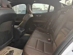 2021 Volvo S60 T4 Luxury, белый — фото 11