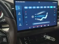 2020 BYD Han EV Long Range Luxury, белый — фото 13