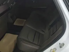 2020 BYD Han EV Long Range Luxury, белый — фото 17