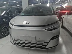 2025 Xpeng X9 EV 702 4WD High Performance Max — фото 3