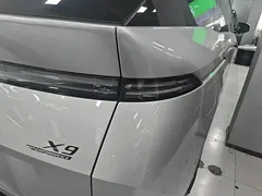 2025 Xpeng X9 EV 702 4WD High Performance Max — фото 8