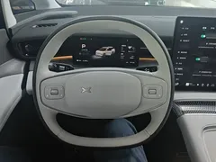 2025 Xpeng X9 EV 702 4WD High Performance Max — фото 11