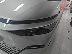2025 Xpeng X9 EV 702 4WD High Performance Max — фото 24