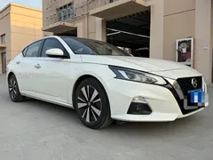 2021 Nissan Teana 2.0L XL Comfort, белый — фото 3
