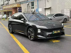 2025 Nio ET5T 75kWh Touring, чёрный — фото 3