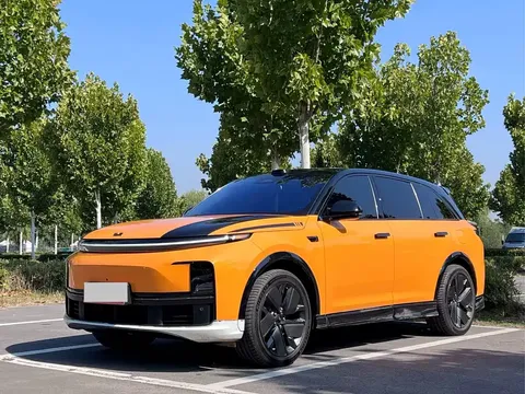 2025 Li Auto L7