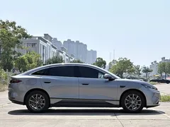 2025 BYD Qin L EV 470km Leading — фото 8