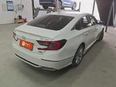 2022 Honda Accord 260TURBO Luxury, белый — фото 3