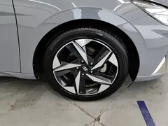 2021 Hyundai Elantra 240TGDi DCT LUX Premium — фото 6