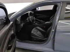 2021 Hyundai Elantra 240TGDi DCT LUX Premium — фото 9