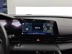 2021 Hyundai Elantra 240TGDi DCT LUX Premium — фото 13
