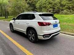2022 Volkswagen Tayron 1.4T Luxury, белый — фото 11