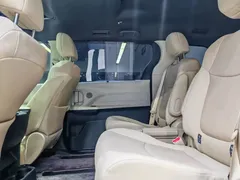 2021 Toyota Sienna 2.5L Hybrid Luxury, чёрный — фото 5