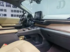 2021 Toyota Sienna 2.5L Hybrid Luxury, чёрный — фото 10