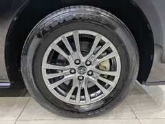 2021 Toyota Sienna 2.5L Hybrid Luxury, чёрный — фото 12