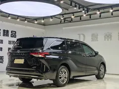 2021 Toyota Sienna 2.5L Hybrid Luxury, чёрный — фото 14