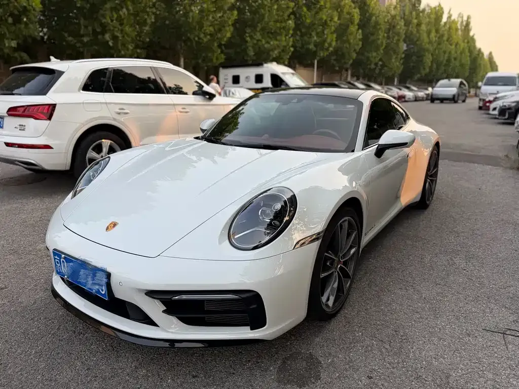 2023 Porsche 911 Carrera S 3.0T