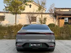 2025 BYD Han PHEV 125km Elite — фото 8